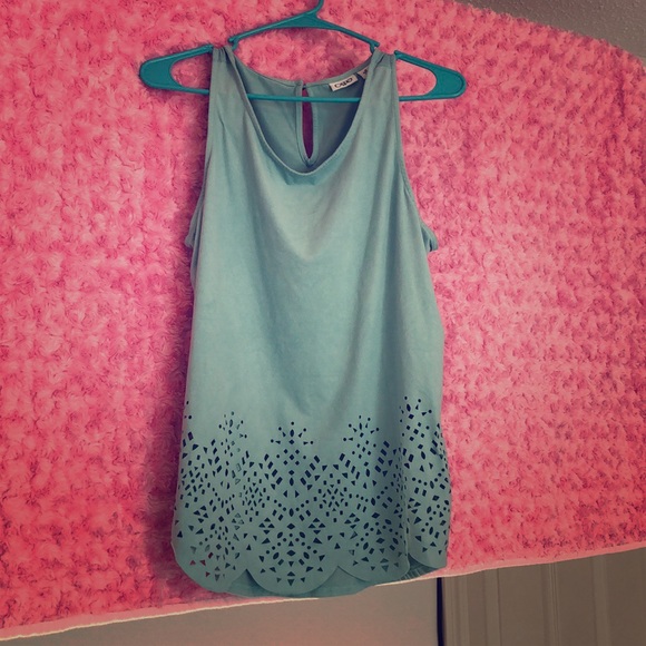 Cato Tops - 🌸ONE DAY SALE 🌸Cato’s Tank Top!🎀